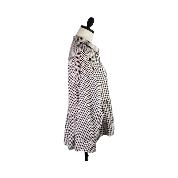 Tulip  Button Up Blouse. Ruffle Bottom. Size M - Picture 3 of 10
